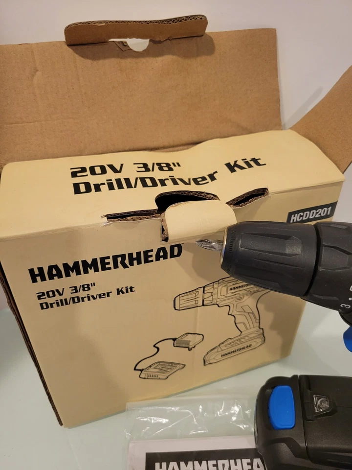 Hammerhead 20v 3/8" Drill/ Driver Kit Model:hcdd201 EUC - Image 2 of 4