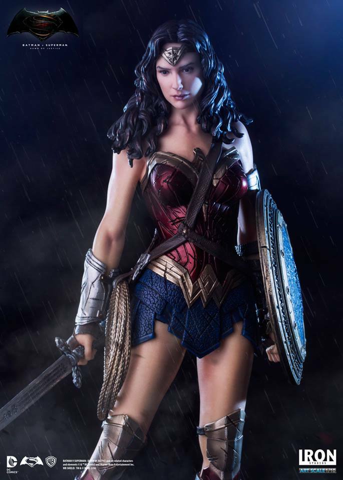 Wonder Woman Batman V Superman Dawn of Justice Iron Studios