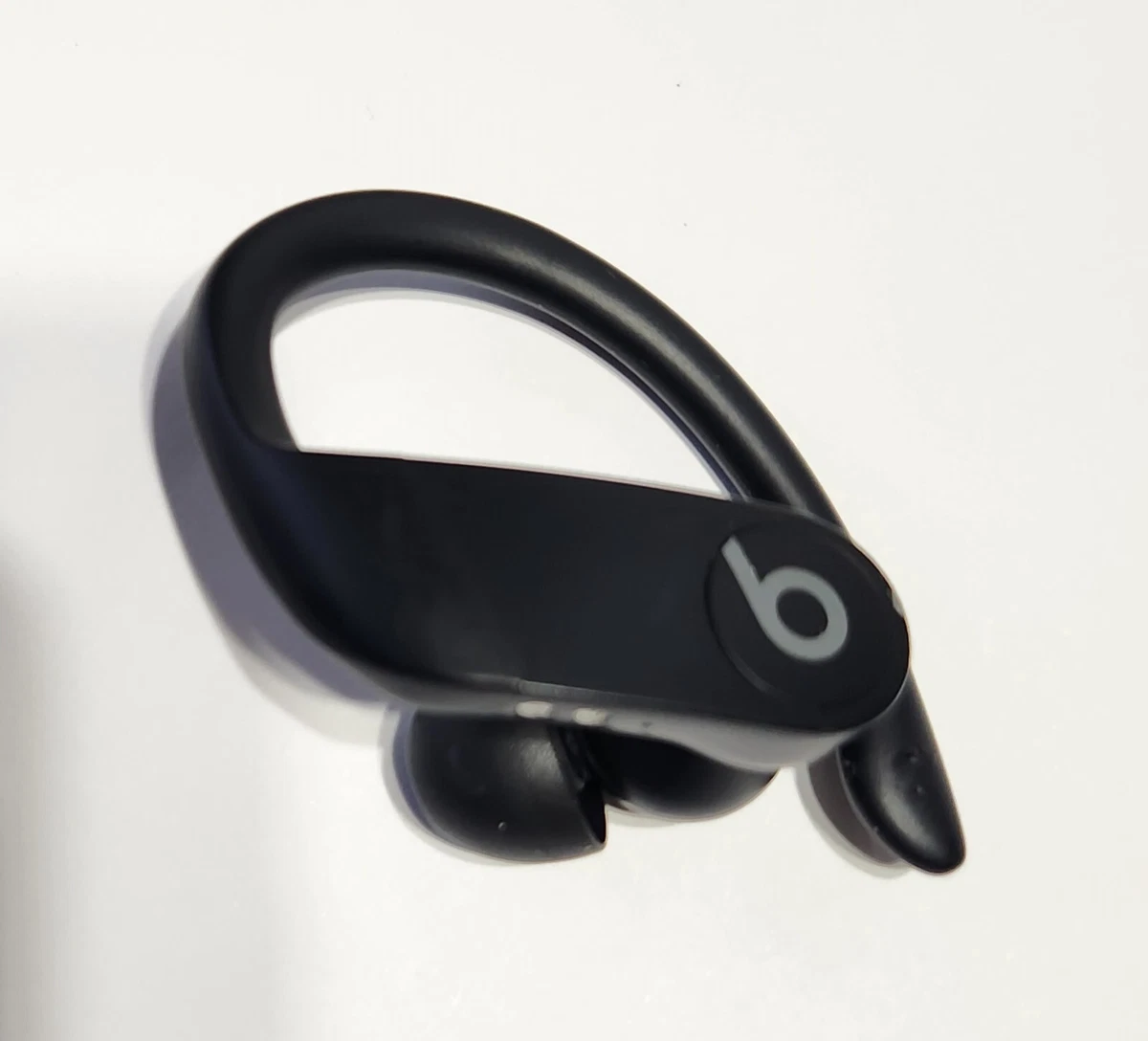 Original Model A2453 Black Powerbeats Pro Wireless Headphones LEFT SIDE ONLY