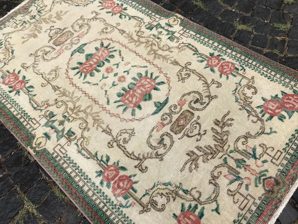 Alfombra antigua turca alfombra bohemia alfombra Oushak alfombra vintage alfombra de lana hecha a mano Foto 2 de 4