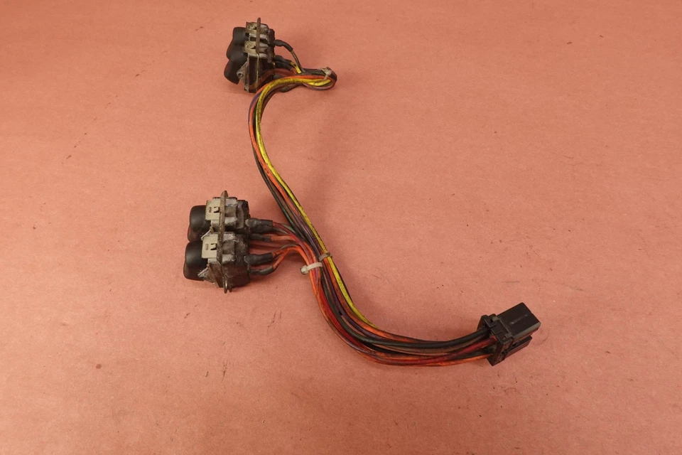 07-11 Harley Davidson FLHTCUI Electra Glide Ultra Classic INNER FAIRING SWITCHES - Image 4 of 4