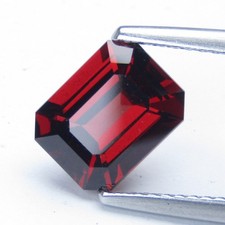 2.60Cts Gorgeous Natural Almandine Garnet 9x7mm Emerald Shape Loose Gemstone