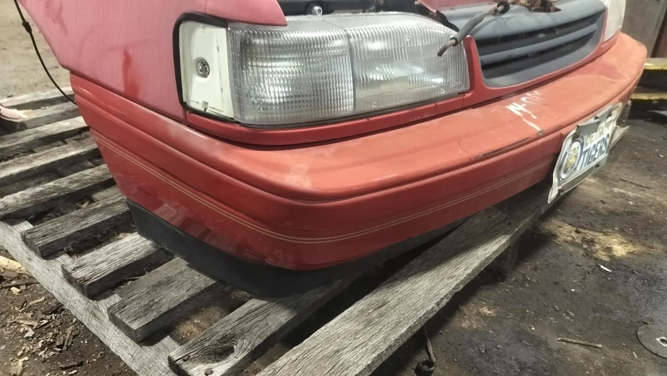 Front Bumper Fits 90-91 EXCEL 603133 Foto 2 de 4