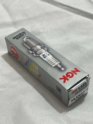 NGK (1402) SILKR8A-S Laser Iridium Spark Plug