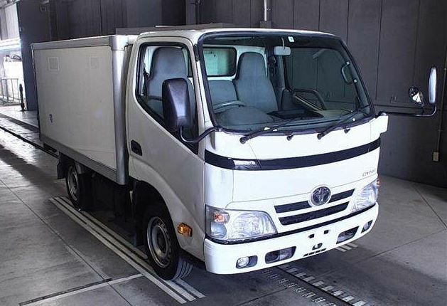TOYOTA DYNA KDY221 KDY231 TRY220 TRY230 PLATE, STEP, LH 51772