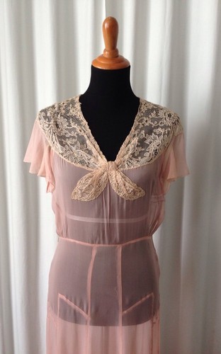 Vintage 30's Pink Sheer Silk Dress With Lace Size S - Picture 3 of 12