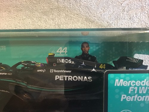 2024 Bburago LEWIS HAMILTON #44 Mercedes AMG Petronas Indy/ F1 Diecast 1/24 - Picture 4 of 9