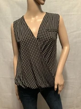 White House Black Market NWT Black And White Top XS