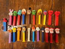 Lot of 19 Vintage PEZ Dispensers Batman Flintstones Kermit Snoopy Looney Tunes