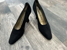 Vintage YSL Yves Saint Laurent Black Suede Spool Heels Pumps 8 Narrow