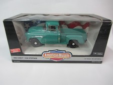Ertl scala 1/18 pressofuso 7339 - 1955 Chevy 3100Stepside - verde
