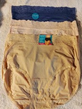 Lot Of 3 Vanity Fair Women's Flattering Lace Brief Panties Nylon- Sz 8 13136