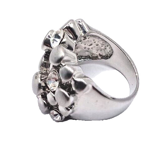 Silvertone Cluster Ring with Clear Rhinestones Si… - image 4