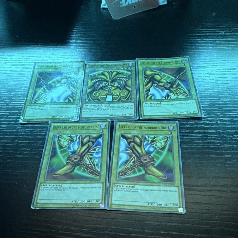 Konami Yu-Gi-Oh! Exodia the Forbidden One Complete 5-Card Set LOB Limited
