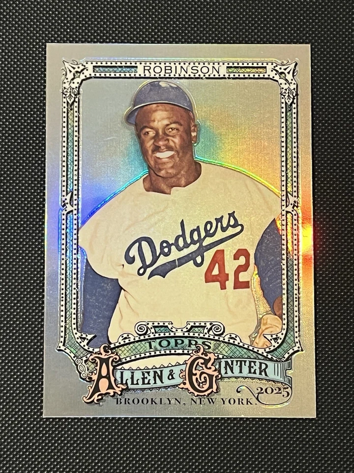 Jackie Robinson 2025 Topps Silver Pack Mojo & Allen and Ginter refractor cromado Foto 2 de 4