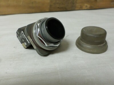 FURNAS 52PA8A1 Pushbutton Black with 52BJK Block