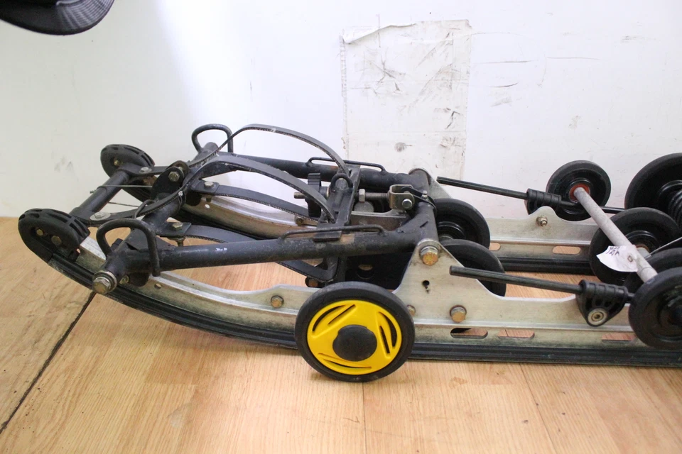 Ski-Doo Summit 670 X 1999 suspensión trasera patín 136 Foto 2 de 4