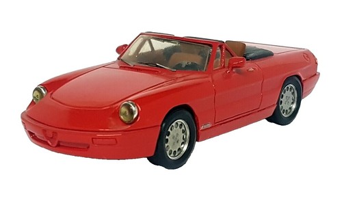 Miniature Provence Moulage Alfa Romeo Giuletta SZ N°30 - Coupe Des Alpes 1/43