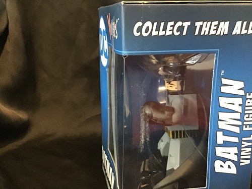 DC Comics Vinimates Batman Vinyl Figure Diamond Select NIB - Foto 8 di 8