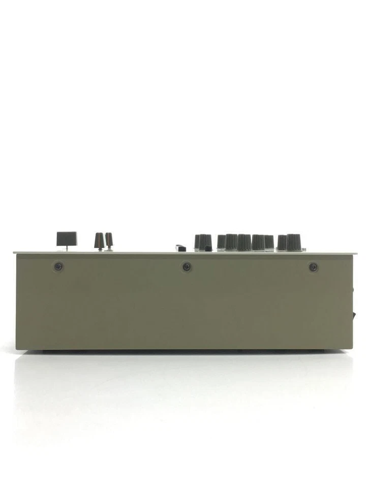 Mezclador DJ Roland DJ-99 909 Alto Rendimiento - Totalmente Nuevo - 2 Canales de Japón Foto 3 de 4