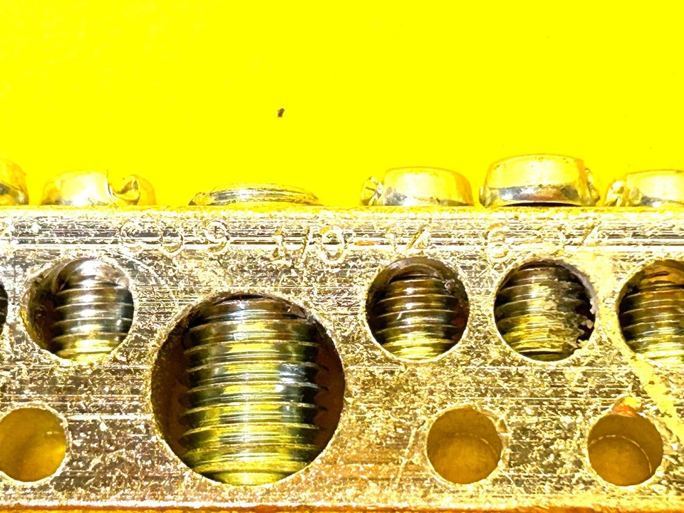 ILSCO NB16 SOLID COPPER GROUND NEUTRAL 7" BAR CU9 21 HOLE 1/0 - #14 NBCE-0615-2 - Image 4 of 4