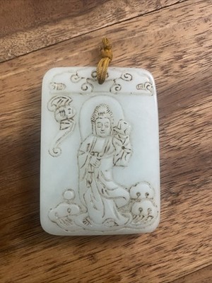 Green jade pendant