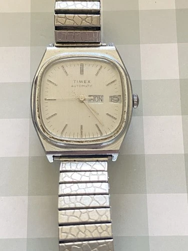 Timex Vintage Silver Tone Watch Automatic Runs
