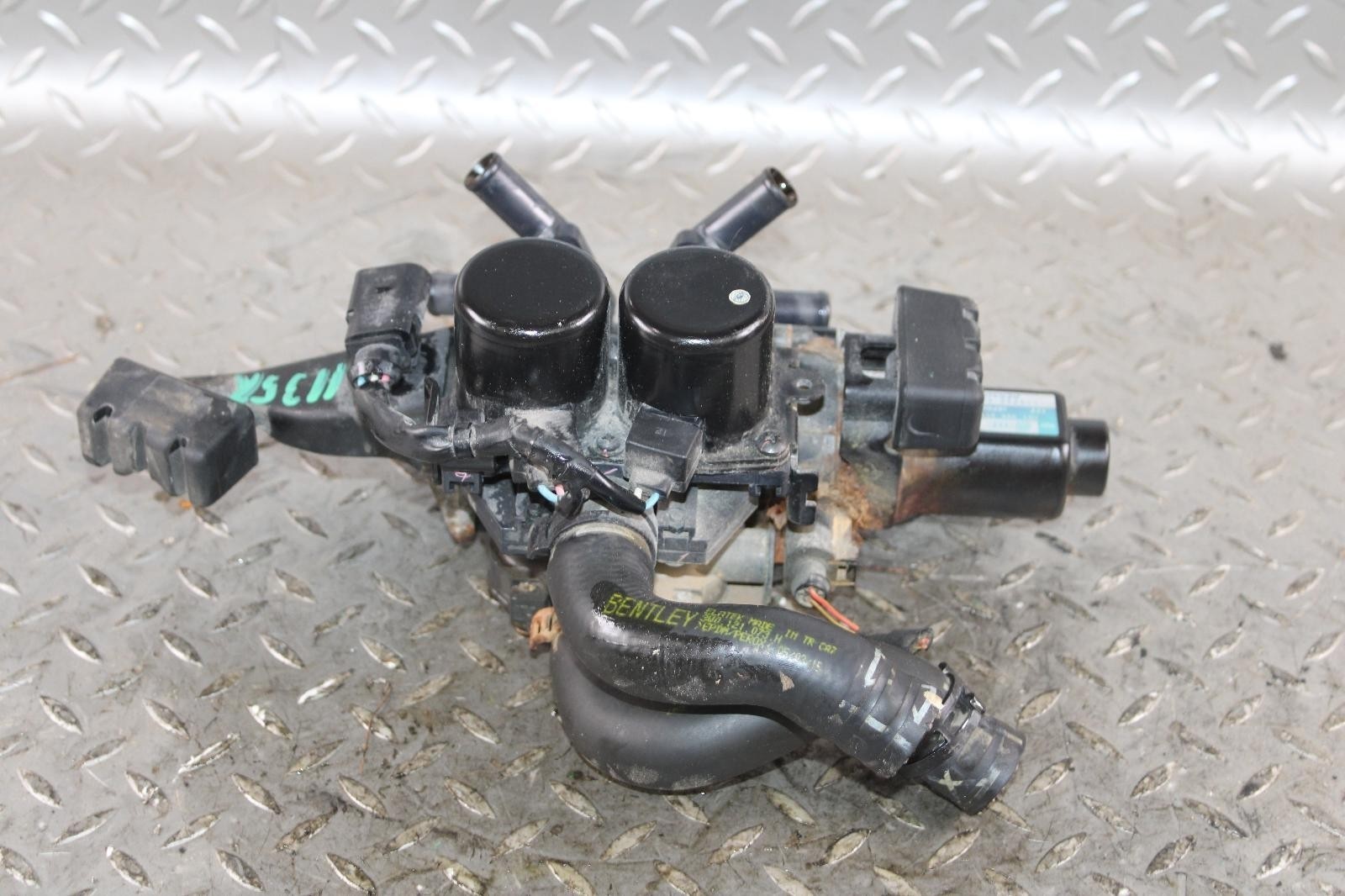 Bentley Flying Spur 2013-2018 Coolant control valve
