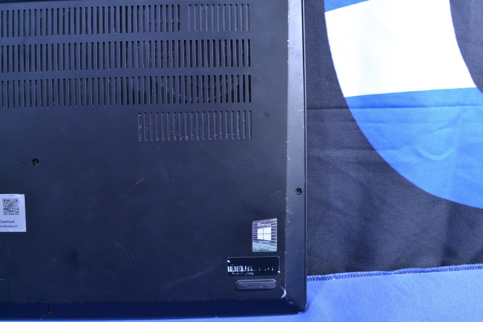 Lenovo ThinkPad P1 Gen 4, 15.6-Inch Laptop, with i7-11850H, Windows 11 Pro