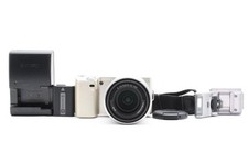 Sony NEX-5, E 18-55mm f/3.5-5.6 digital camera