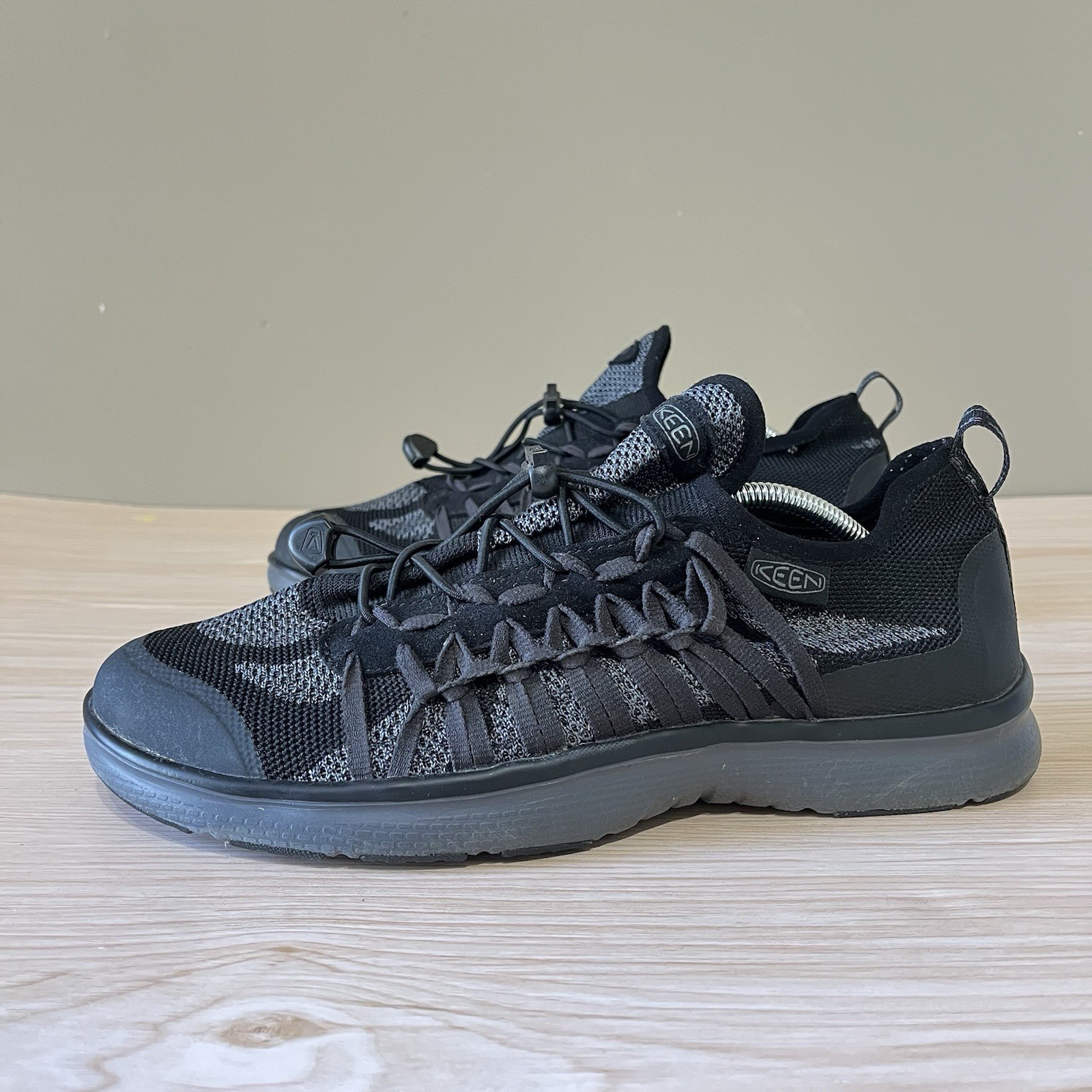 Scarpe Keen nere uomo taglia 9