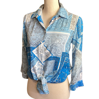 DeFacto Viscose Bandana Mushroom Print Lightweight Button Down Blouse, XS Blue