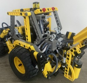 Lego Technic 8455 Back-hoe Tractor 100% Complete Bulldozer Set Construction 2003