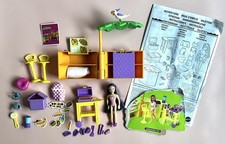 ?? Polly Pocket ?? 2000 Vintage Splashin' Fashion Snack Shack & Ana Doll