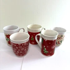 Christmas Mug Lot Set of 5 Royal Norfolk Holiday Snowflakes Trees Coffee Cups