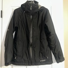 Patagonia Women's 3-in-1 Snowbelle Jacket Black BLK 31679FA18 Size M