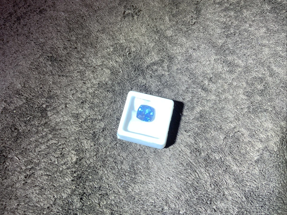 Natural Sky Blue Aquamarine Loose Oval Gemstone - Image 3 of 4