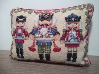 Peking Handicraft Needlepoint Three Nutcrackers Christmas Pillow 15x12"