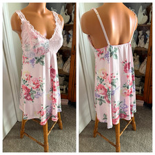 FLORA NIKROOZ ROMANTIC PINK FLORAL W/ LACE OVERLAY CHEMISE NIGHTGOWN SZ M