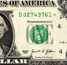 2021 D Star Note One Dollar Bill Regular Run Pack Note D02743761* UNC