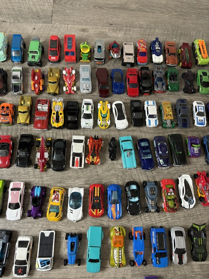Hot Wheels, Matchbox, Bulk Lot Of 160+ Loose Diecast Cars 13 POUNDS eBay