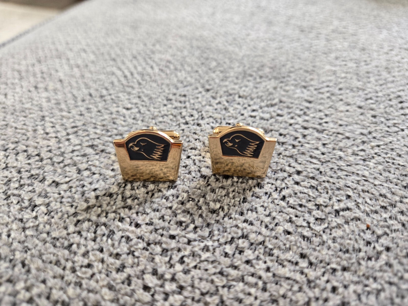 Vintage Eagle Cufflinks - image 4
