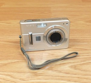 casio exilim 5 megapixel camera