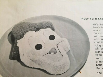 Rare Find WALT DISNEY Productions ''HOW TO MAKE A DONALD DUCK CAKE'' ICING RECIPES