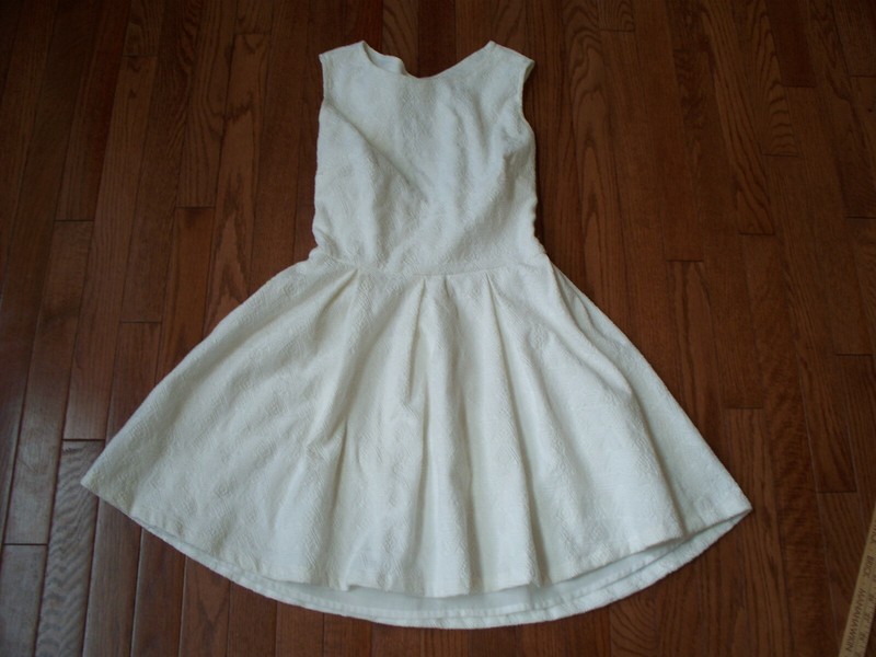 Girl's White, sleeveless Dress Size 12, By Just G, Pre-owned