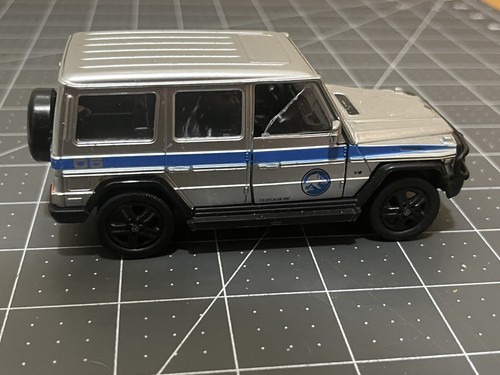 Jurassic World JW Silver Jeep 4x4 Mercedes Benz G Class G550 JADA Toys 1/43 Car - Picture 2 of 6