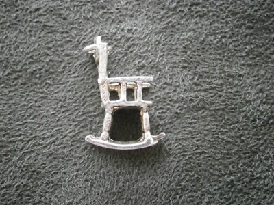 Charme Bracelet Argent Sterling Vintage - Fauteuil à Bascule - Poids 2,1 G - Longueur 2,0 Cm - Occasion Bon état