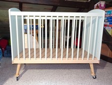 Babybett Vertbaudet „Konfetti“