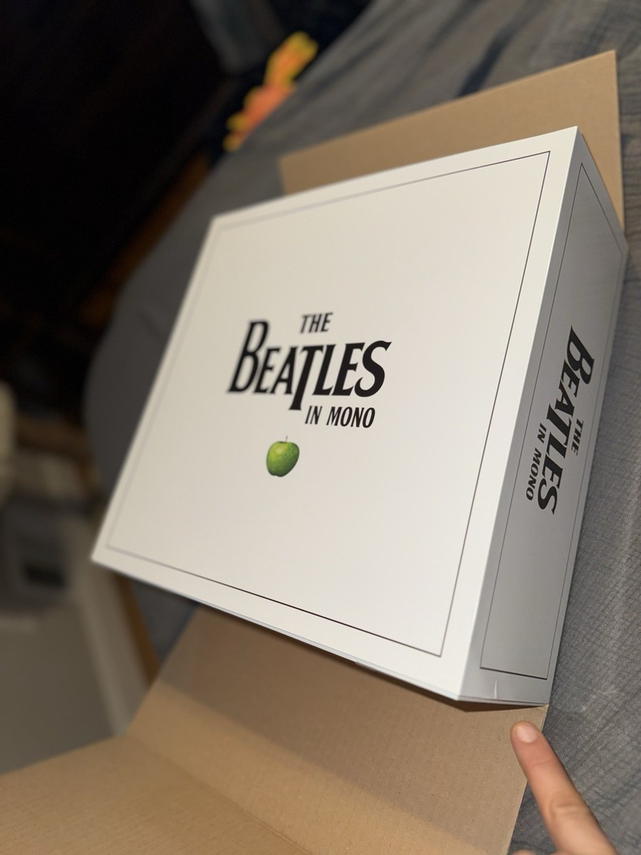 The Beatles ボックスセット 14アルバム The Beatles In Mono: 14 LP Box Set - The Beatles Official Store