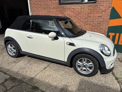 Mini Convertible 2013